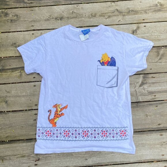 Vintage 1998 Winnie the Pooh Graphic T Shirt Small - Picture 8 of 8